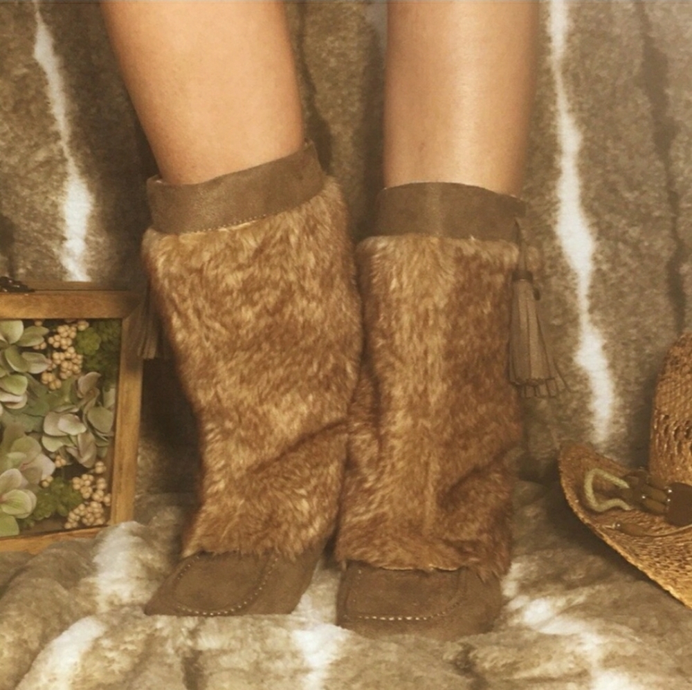 SODA brand furry boots